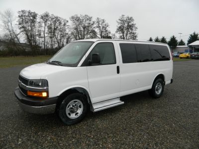 2014 Chevrolet Express 2500 LS's photo
