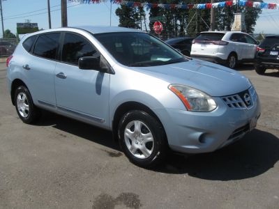 2013 Nissan Rogue S FWD's photo