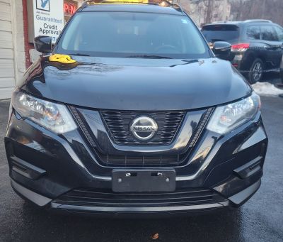 2018 Nissan Rogue SV's photo