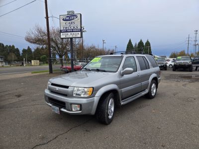 2001 INFINITI QX4 Base