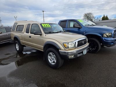 2002 Toyota Tacoma Base's photo