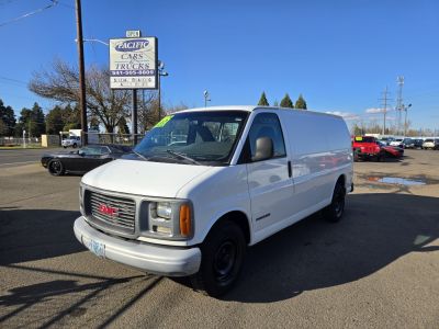 2002 GMC Savana Cargo Base