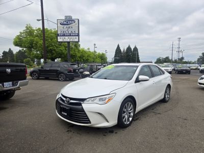 2015 Toyota Camry 3.5 Auto V6 XLE's photo