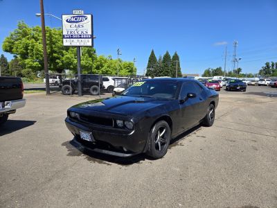 2012 Dodge Challenger SXT's photo