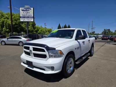 2015 RAM 1500 Express 4x4 Crew Cab's photo