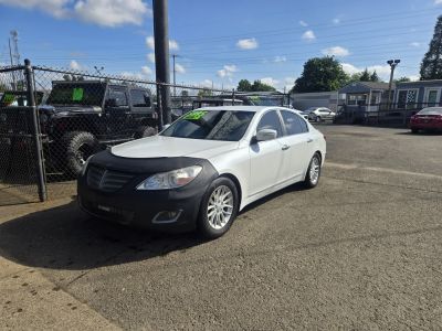 2011 Hyundai Genesis 3.8's photo