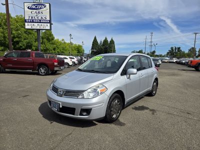 2009 Nissan Versa 1.8 S Auto's photo