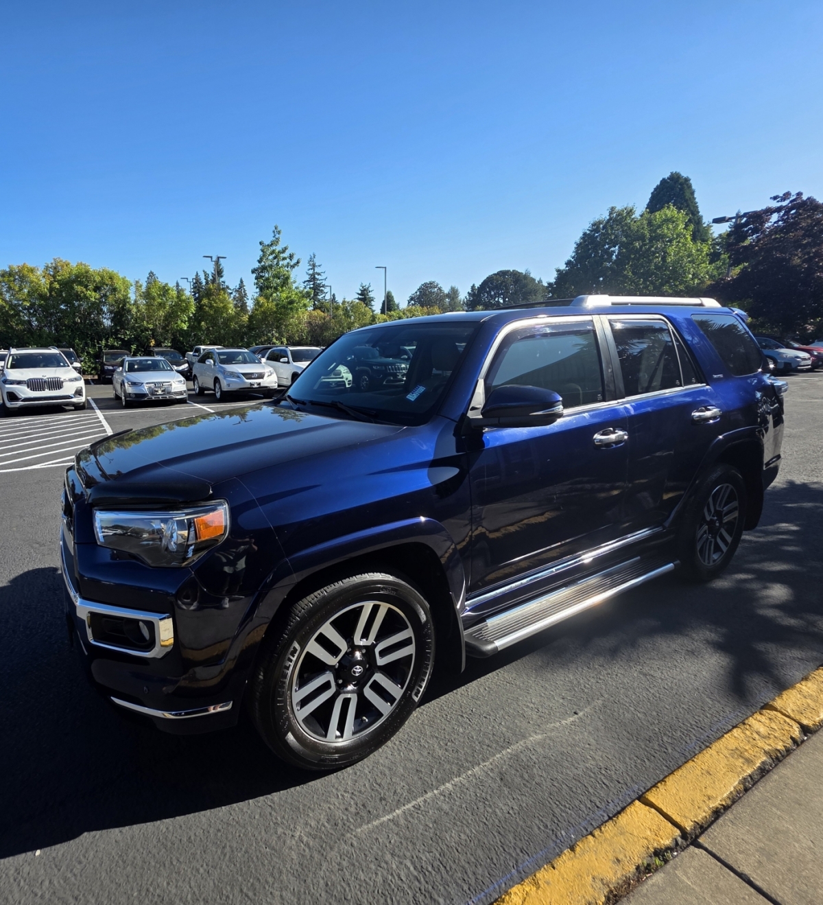 View vehicle photo 4