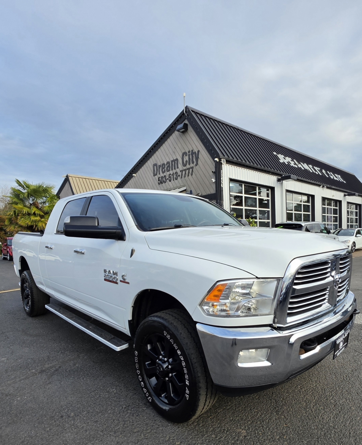 2017 RAM 2500 Big Horn Mega Cab 4WD