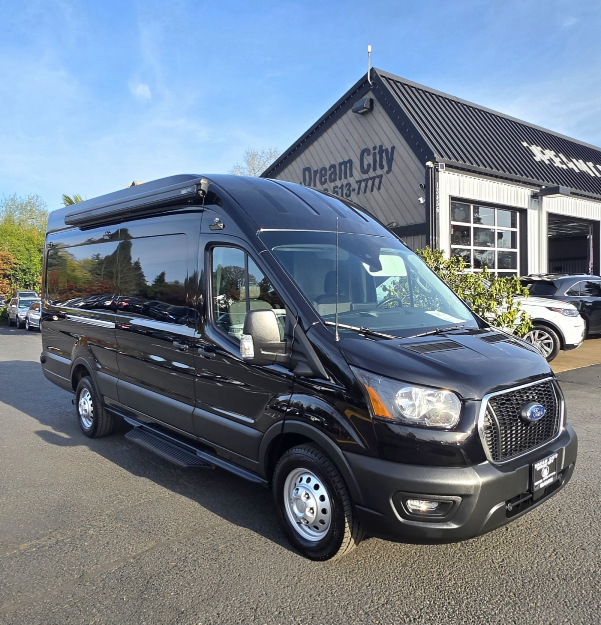 View vehicle photo 7