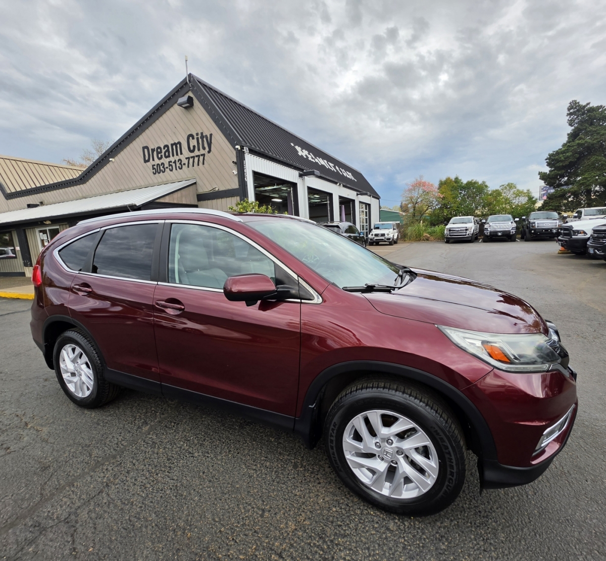 View vehicle photo 5