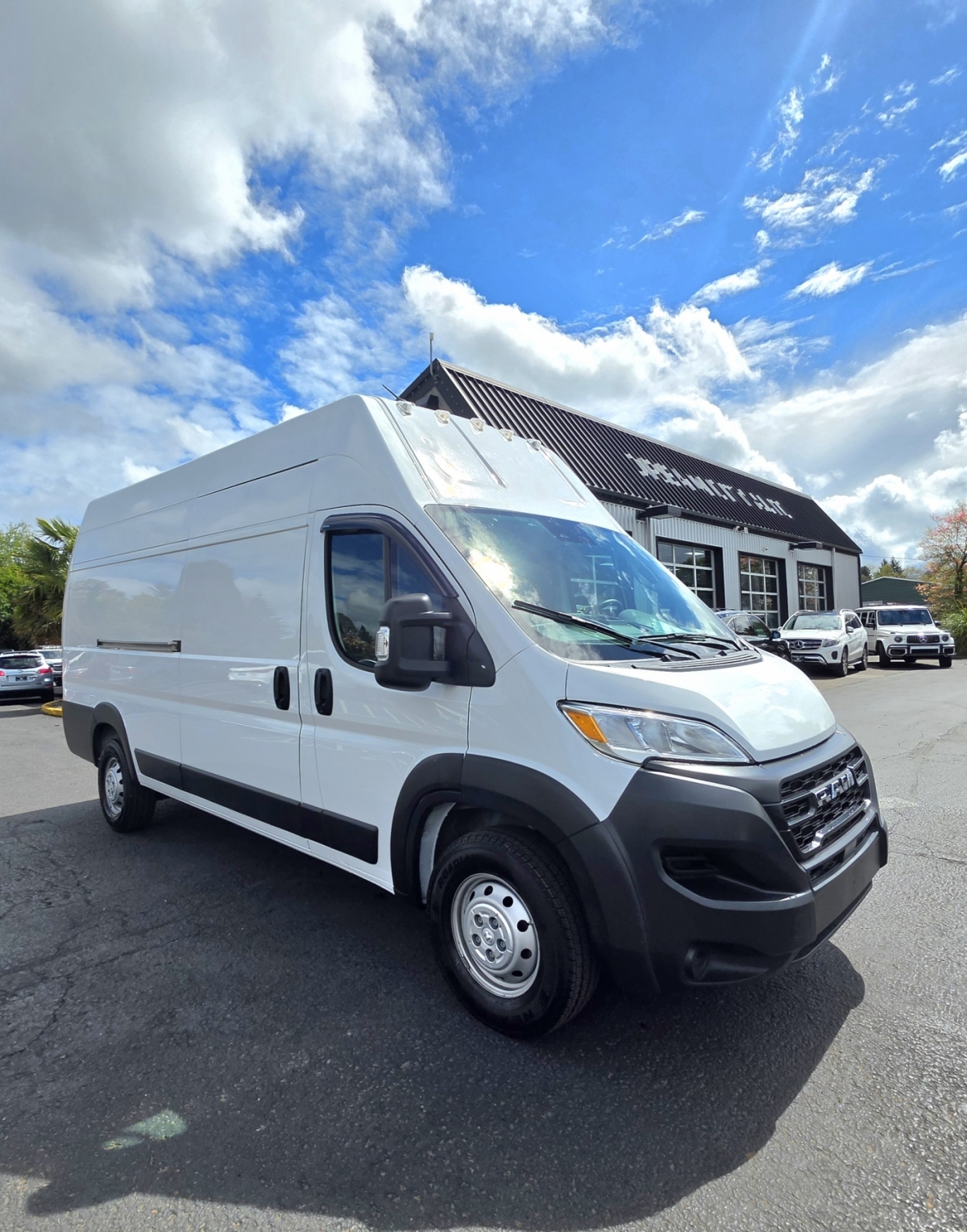 View vehicle photo 3