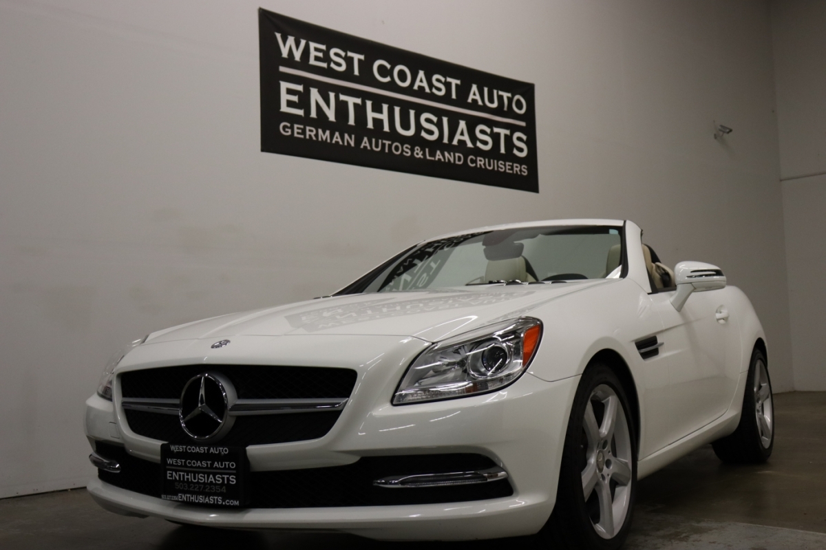 White 2015 Mercedes-Benz SLK 250 Convertible Rear-Wheel Drive 7-Speed Automatic