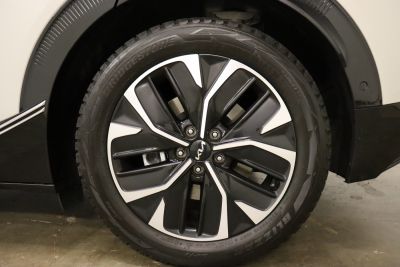 2023 Kia EV6 Wind - Photo 16