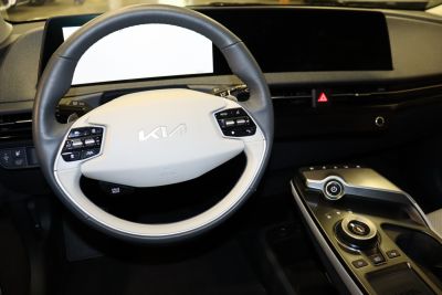 2023 Kia EV6 Wind - Photo 34