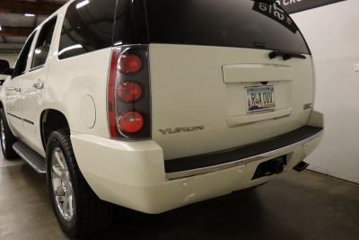 2011 GMC Yukon Denali - Photo 15