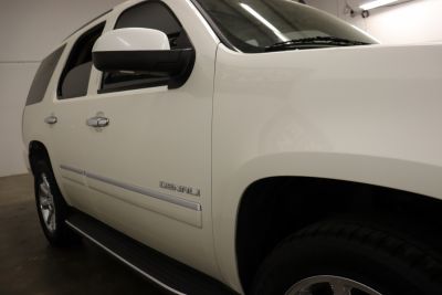 2011 GMC Yukon Denali - Photo 21