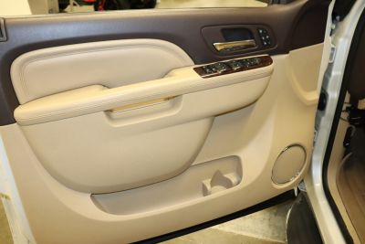 2011 GMC Yukon Denali - Photo 27