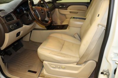 2011 GMC Yukon Denali - Photo 28