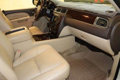 2011 GMC Yukon Denali - Photo 39