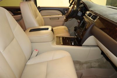 2011 GMC Yukon Denali - Photo 40