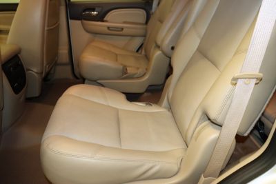 2011 GMC Yukon Denali - Photo 47