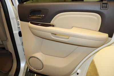 2011 GMC Yukon Denali - Photo 53