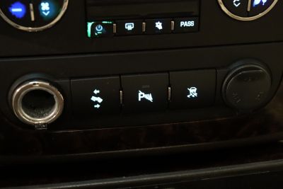 2011 GMC Yukon Denali - Photo 71